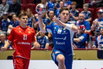 Izland nagy csapast szenvedett az EB elodontobe jutas remenyere miutan dontetlent jatszott Svajc ellen