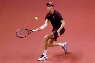 Jannik Sinner Hugo Gastonnal talalkozik az elso korben az Australian Open sorsolasan