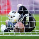 Kasper Schmeichel sulyos kritikat kapott a Celtictol gyenge teljesitmenyei miatt