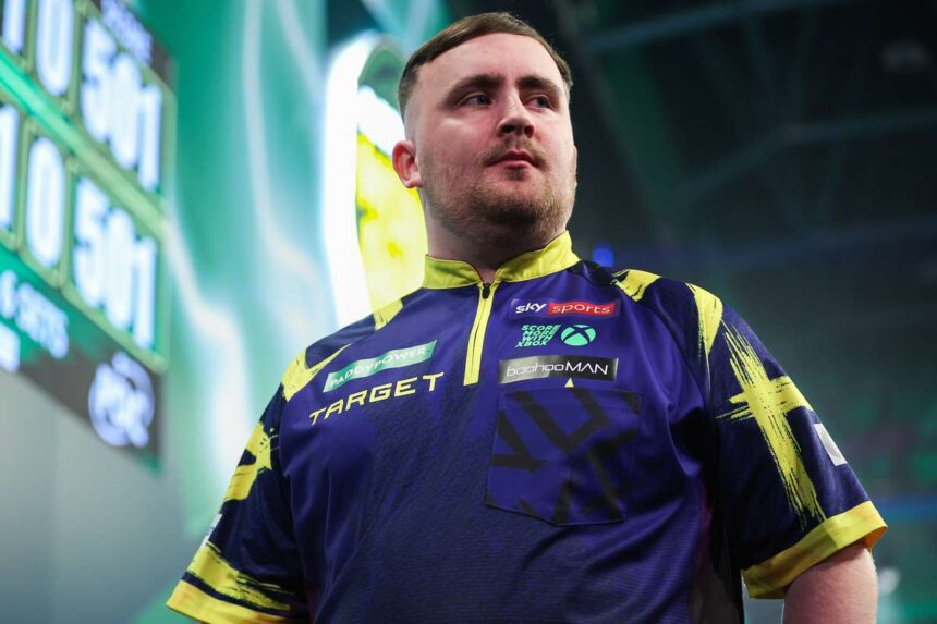 Luke Littler Gian van Veen ellen jatszik a Vilag Darts Bajnoksag dontojeeben Searle megverese utan