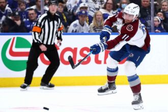 NHL osszefoglalo Brock Nelson mesterharmast szerez mikozben az Avs legyozi a Maple Leafset