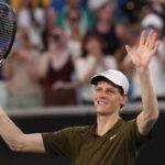 Sinner elbucsuztatja honfitarsat Darderi siman bejut a negyeddontokbe