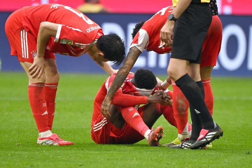 A Bayern Munchen megerositette hogy Alphonso Davies izomserulest szenvedett el a Frankfurt ellen aratott gyozelem soran
