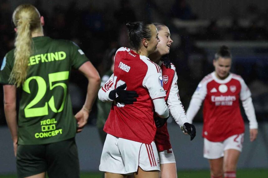 A cimvedo Arsenal siman legyozte a Leuven t ezzel noi Bajnokok Ligaja merkozesre keszul a Chelsea ellen