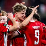 AZ megforditja a helyzetet es legyozi Noat hogy bejusson a Konferencia Liga legjobb 16 csapata koze