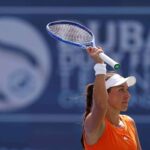 Andreeva es Bencic bejutott a dubai 16 ba mikozben a visszalepesek folytatodnak Pegula tovabbjutott