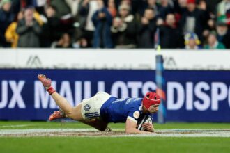 Bielle Biarrey tundokl mikzben Franciaorszg siman legyzi rorszgot a Six Nations nyitmrkzsn