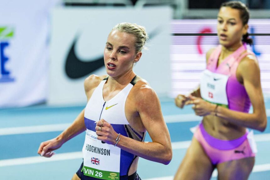 Brit Keely Hodgkinson megdonti a noi 800 meteres fedett palyas vilagreko rdot