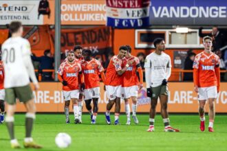 FC Volendam uzlet PSV sokkolo masodik veresege a vilagszinvonal Van Cruijsen goljal