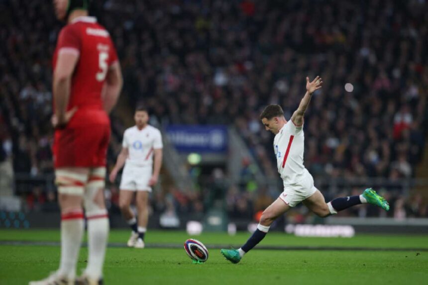 Ford vezeresevel a dominalo Anglia elkepeszto formaban kiutessel gyozte le a gyenge Wales t ezzel stilusosan inditotta Six Nations kampanyat