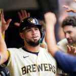 Gary Sanchez visszater a Brewershez miutan 1 75 millio dollaros szerzodest kotott