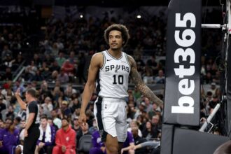 San Antonio Spurs elbocsatja volt All Rookie csatar Jeremy Sochant