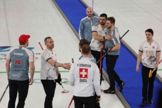 Svajc dominalo gyozelemmel szerezte meg a bronzermet a ferfi kiruccsolasban Norvegia ellen