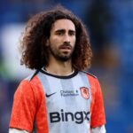 A Chelsea vedoje Marc Cucurella elismeri hogy nehez lenne nemet mondani a Barcelona visszateresere
