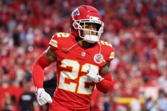 A Rams Trent McDuffie t tortenelmi 124 millio dollaros hosszabbitassal szerzodtette