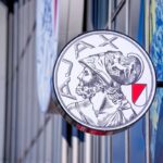A holland klubok 66 milliot koltottek ugynoki dijakra a 2425 os szezonban az Ajax vezi a teljes osszeg egyharmadaval