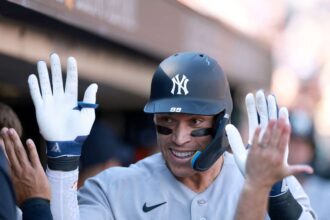 Aaron Judge megszerzi elso hazairanyitos hazai futasat 2026 ban egy sikeres ABS kihivas utan