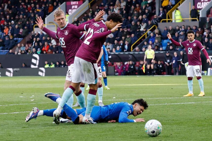 Burnley es Bournemouth 0 0 as dontetlent jatszik a Premier League ben