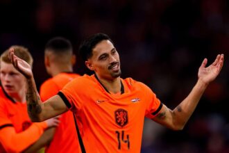 Kees Smit debutal amikor Hollandia legyori Norvegiat a vilagbajnoki felkeszules nyitanyan