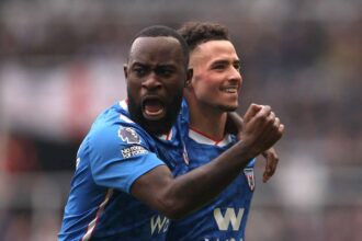 Lutsharel Geertruida beteg Jurrien Timber helyett a holland valogatottban