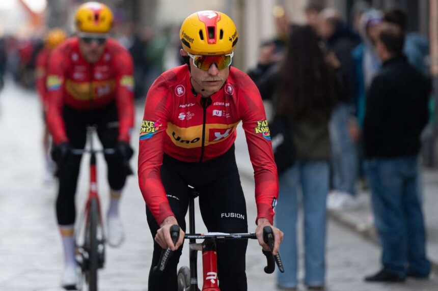 Magnus Cort ket ev utan eloszor nyert World Tour versenyt az uphill sprintben a Volta a Catalunya soran