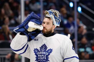 Maple Leafs Anthony Stolarz korhazba kerult a bemelegites soran tortent incidens utan