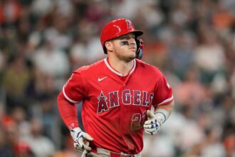 Mike Trout valami olyat tesz amit meg sosem csinalt az 2026 os szezon kezdeten