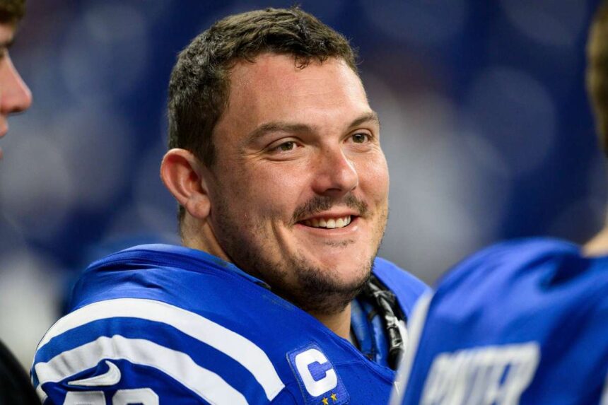 Ryan Kelly az NFL kozepszoje bejelenti visszavonulasat 10 szezon utan
