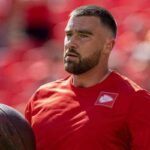 Travis Kelce 14 szezonjara visszater a Kansas City Chiefs csapatahoz