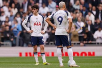 saltor az asszisztens edzo beismeri hogy a spurs nem tudta kezelni a kiesesi rangado terhet