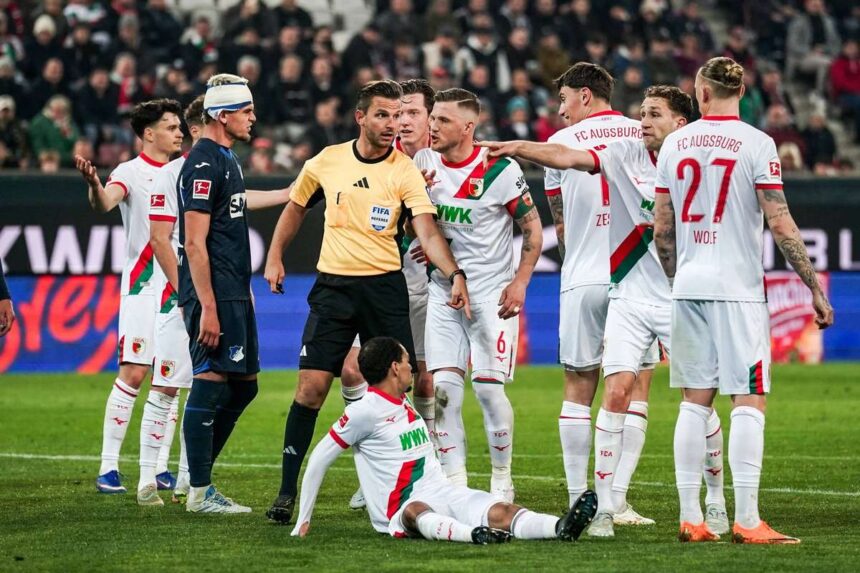 A Hoffenheim ketgolos hatranybol felallva dontetlent jatszik az Augsburg ellen a Bundesligaban