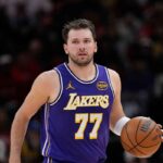 Luka Doncic hianyozni fog a hatralevo alapszakaszban agyekezo serules miatt