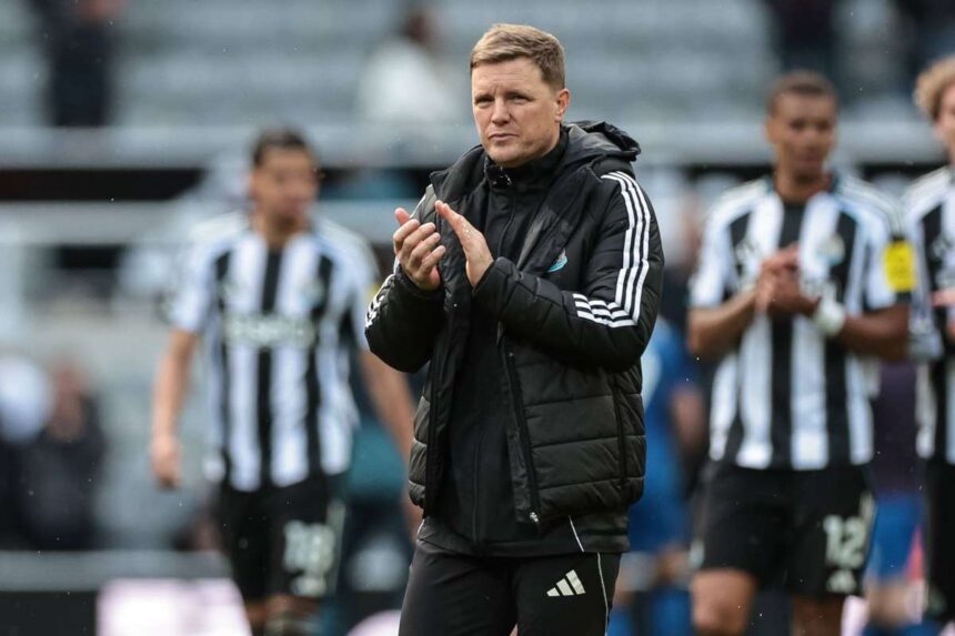 Shola Ameobi tamogatja Howe t a Newcastle visszaesese soran magabiztos Wissa es Woltemade teljesitmenyeben