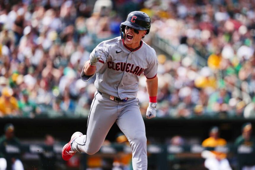 Ausztral Travis Bazzana elso MLB talalatat szerzi egy fontos ketfutos utes reven