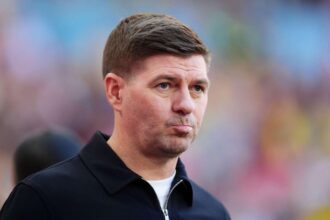 Ez a Liverpool legenda azt mondta hogy megszakadt a szive Arne Slot kirugasa miatt