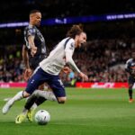 James Maddison azt mondja hogy a jatekvezetek megrettenek a dontesek meghozatalatol a Spurs buntetojenek elutasitasa utan