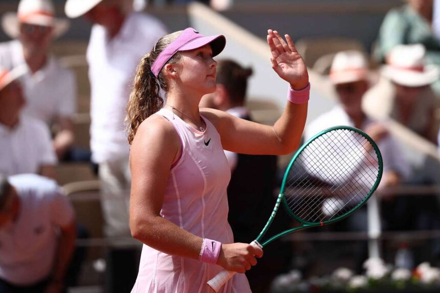 Mirra Andreeva konnyedem legyozzi Marie Bouzkovat a francia nyilt teniszbajnoksag negyedik fordulojaba jutva
