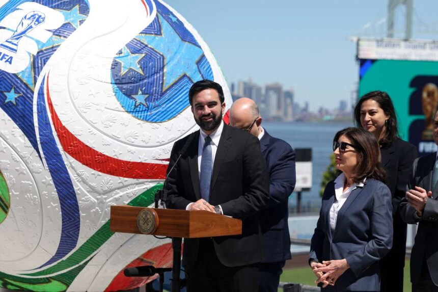 New York i polgarmester bejelenti hogy 1000 megfizetheto jegyet kinalnak a Vilagbanoki merkozesekre