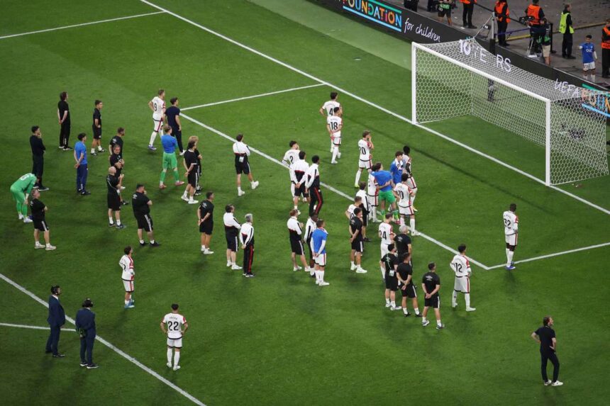 Szivszorito a Rayo Vallecano megbanja a kihagyott lehetosegeket az Europa liga vereseg utan