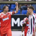 Willem II zuhanasa mivel az FC Volendam elso kent szerez vezetest a kiesesi osztalyozo dontoben