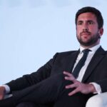 energiai magnat riquelme bejelenti elso kihivasa perez real madrid elnok szamara 20 ev alatt