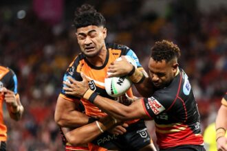 A Knights csataara Kepaoa homofob megjegyzes miatt eltiltva a NSW Kupa merkozesen