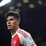 Atigazolasi hirek Az Arsenal ot eves szerzodest kot Piero Hincapie vel