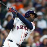 Ket hazai futas egy inning ugyanaz a jatekos Yordan Alvarez Astros tortenelmet ir