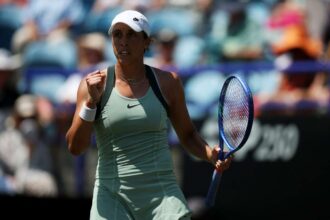 Keys es Ostapenko viharosan bejutottak az Eastbourne i elodontokbe Draper pedig a ferfi agon tovabbjutott
