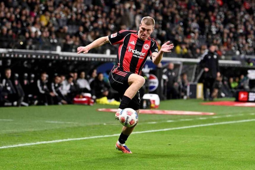 Rasmus Kristensen visszater az FC Midtjyllandhoz az Eintracht Frankfurt csapatabol ot eves szerzodessel