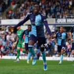 Wycombe csodagyereke Olabiyi a attoro szezonjarol es a nigeriai valogatottba valo meghivasarol beszel