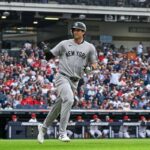 Yankees es Spencer Jones holdja az urlovedeket elso karrier hazai futasa sor an