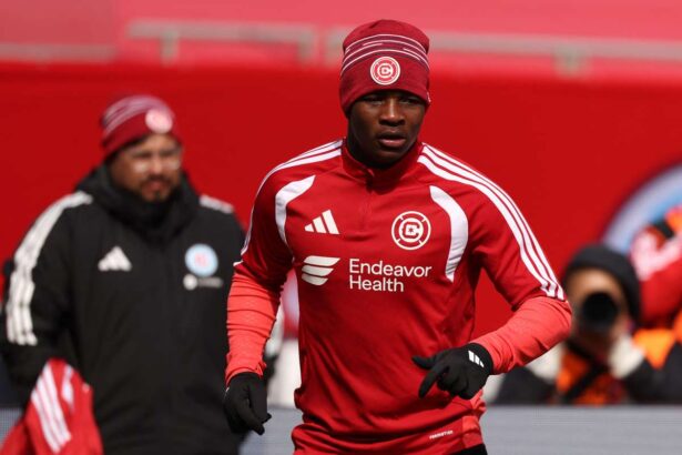 mbekezeli mbokazi ugyanabban a csapatban jatszik mint lionel messi