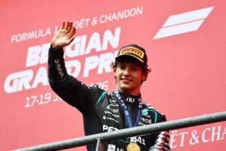 Antonelli megszerezte hatodik gyozelmet az F1 es szezonban a Belga Nagydij megnyerasevel